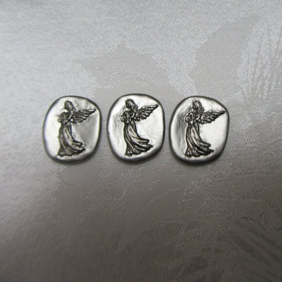 3 Tokens For Bridal party “Maid Of Honor and 2 Brides Maid's” - Picture 3 of 7